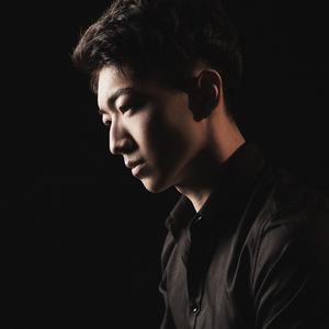 中文字幕AV久久激情亚洲精品
